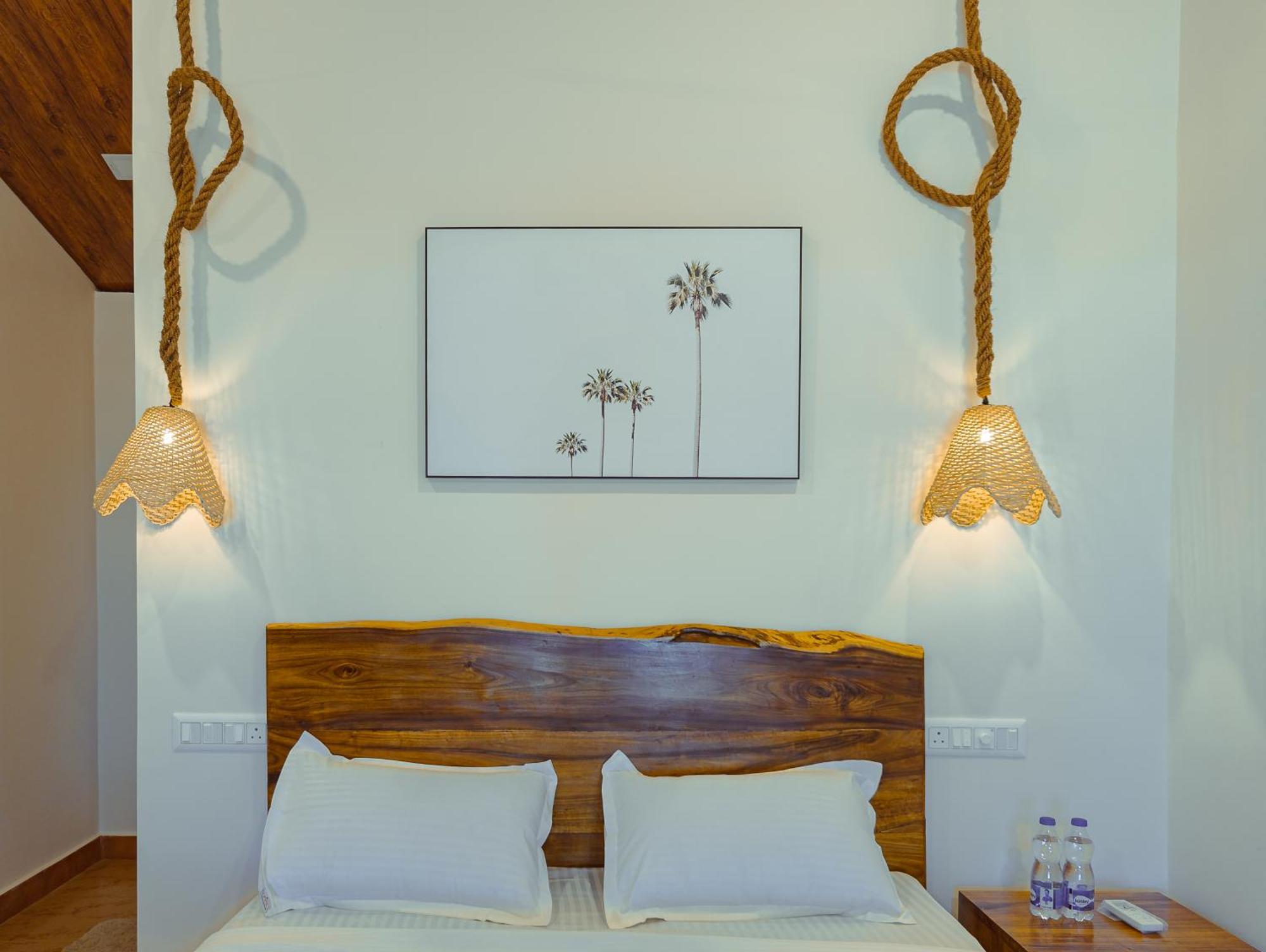Sunset Cafe Beach Stay Гокарна Екстериор снимка